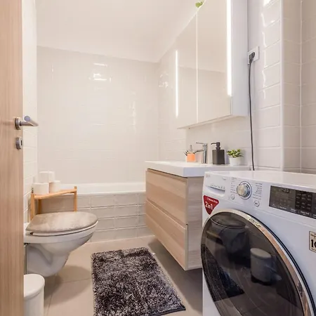 Bright Floor With Parking Apartment