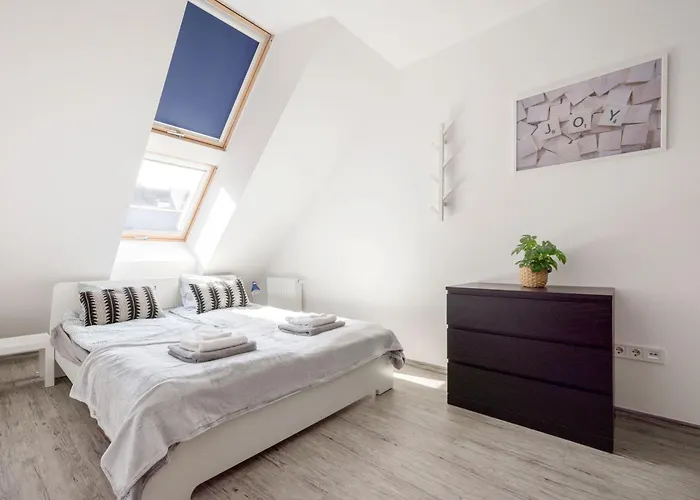Apartment Bright Floor With Parking Budapest