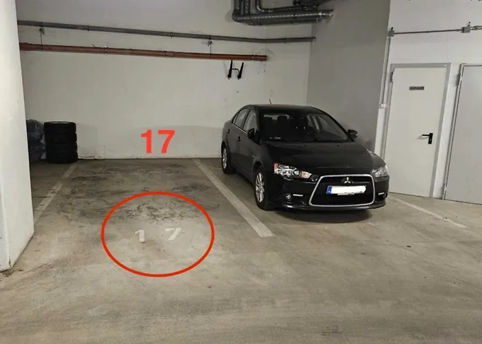 Bright Floor With Parking * Budapeste